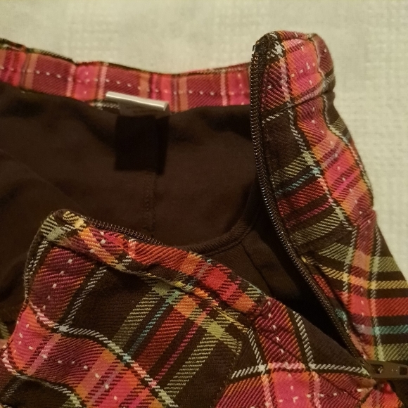 Gymboree girls size 8 plaid skirt with modesty shorts - Picture 3 of 6